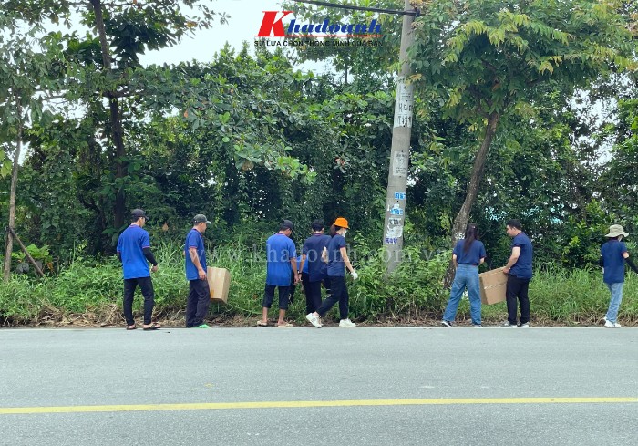 PHÁT ĐỘNG CHƯƠNG TRÌNH DỌN DẸP BỜ KÊNH TẠI XƯỞNG HÓC MÔN - BẢO VỆ MÔI TRƯỜNG