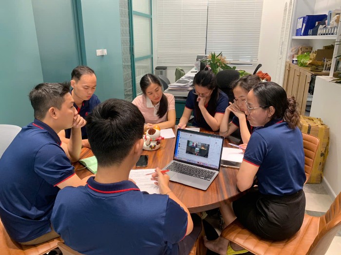 SINH HOẠT TÌM HIỂU VÀ ỨNG DỤNG CÔNG NGHỆ AI TẠI KHẢ DOANH