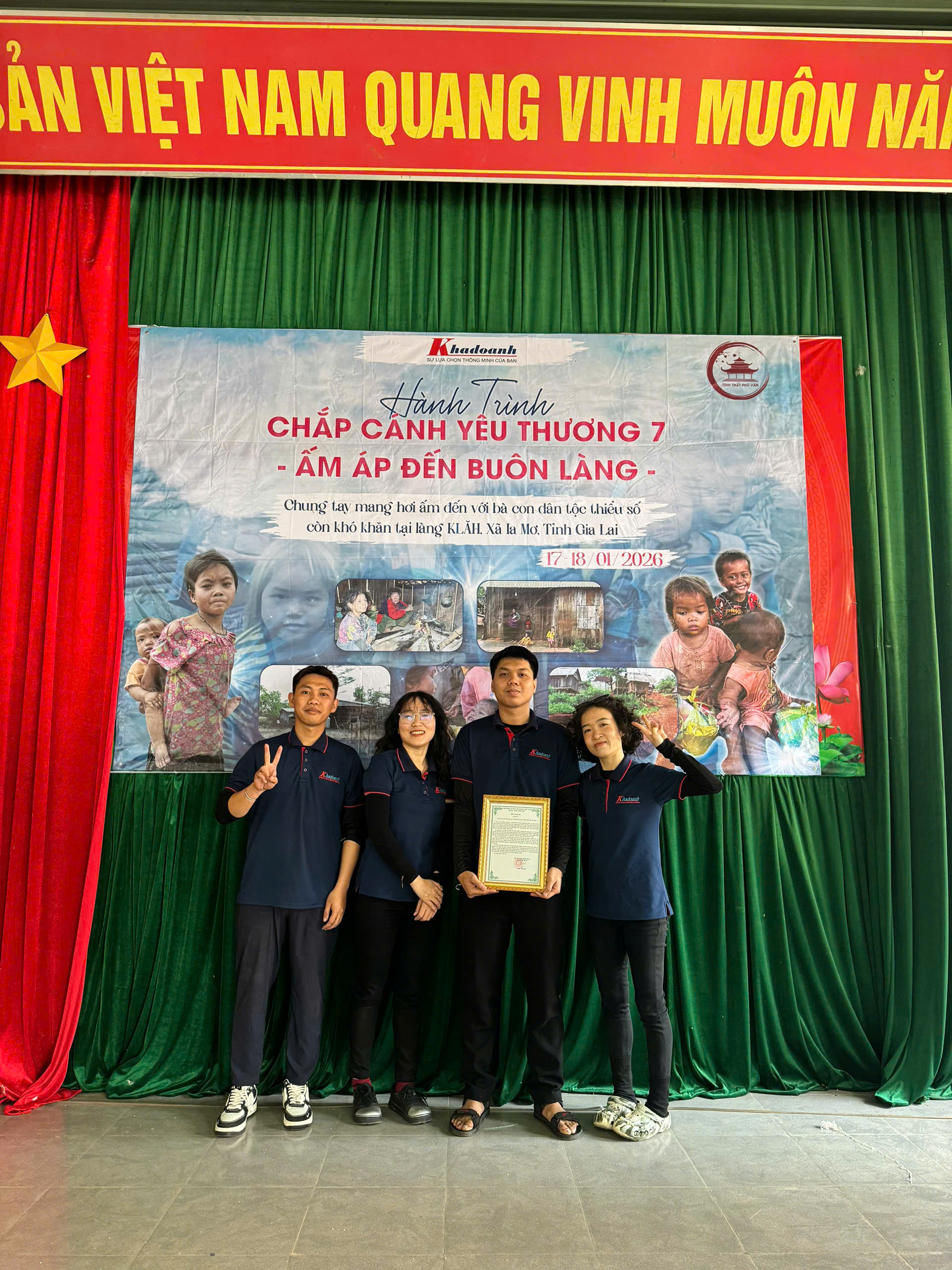 z7440241428165_bb8adcda2e91c909b88ab838d7ffbf13