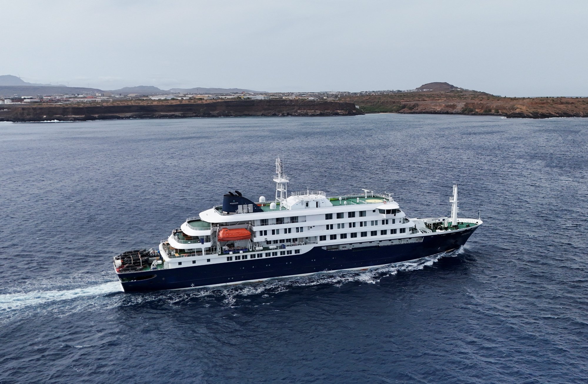 2026-05-07t064639z_1957260558_rc2s3labg8z9_rtrmadp_3_cruiseship-hantavirus-departure-update